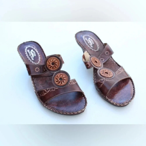 Spring Step sandals - Picture 8 of 12